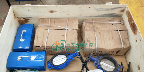 泥漿清潔器配件發(fā)貨烏克蘭鉆井系統(tǒng)